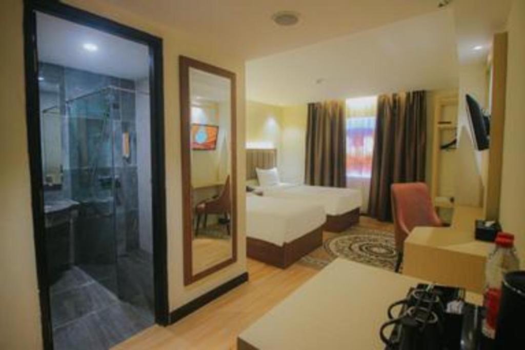 Grand Qin Hotel Banjarbaru Dış mekan fotoğraf