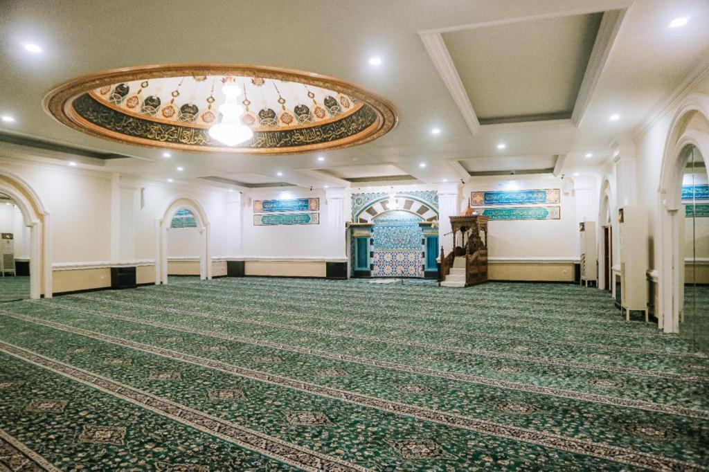 Grand Qin Hotel Banjarbaru Dış mekan fotoğraf